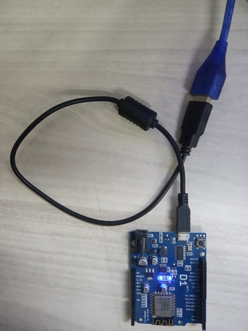 wemos d1 r1 com usb port